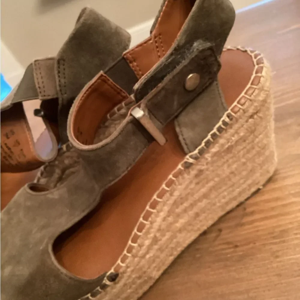 FRANCO SARTO SIZE 9M OLIVE GREEN TREASURE 2 ESPADRILLE WEDGE SANDAL